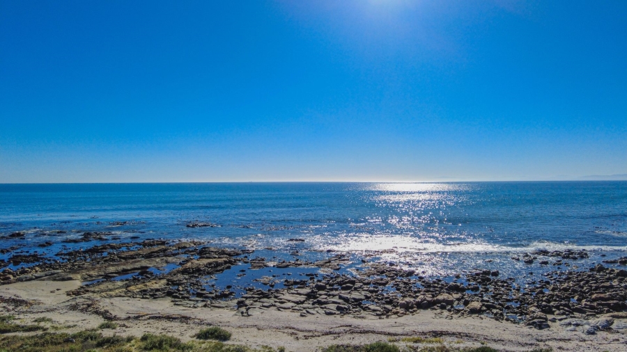 5 Bedroom Property for Sale in Sandy Point Beach Estate Western Cape